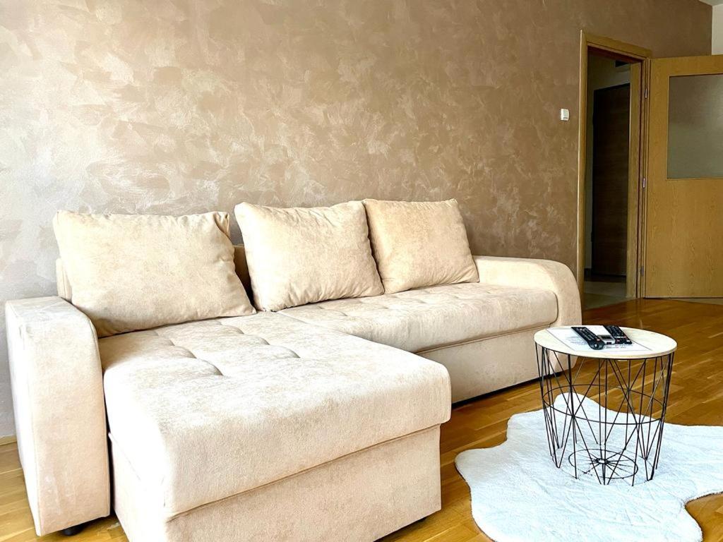 Nakii Apartmani Podgorica Exterior photo
